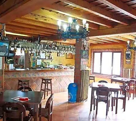 Restaurante La Parra Hotel 2*