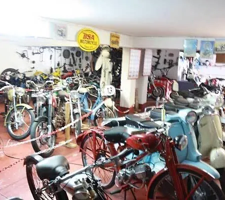 فندق Restaurante La Parra لا فرانكا